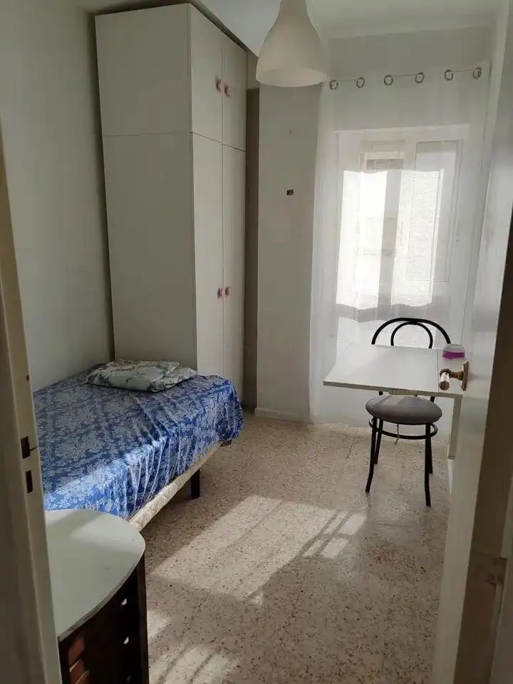 Habitación de Piso de alquiler en Sevilla con Amueblado