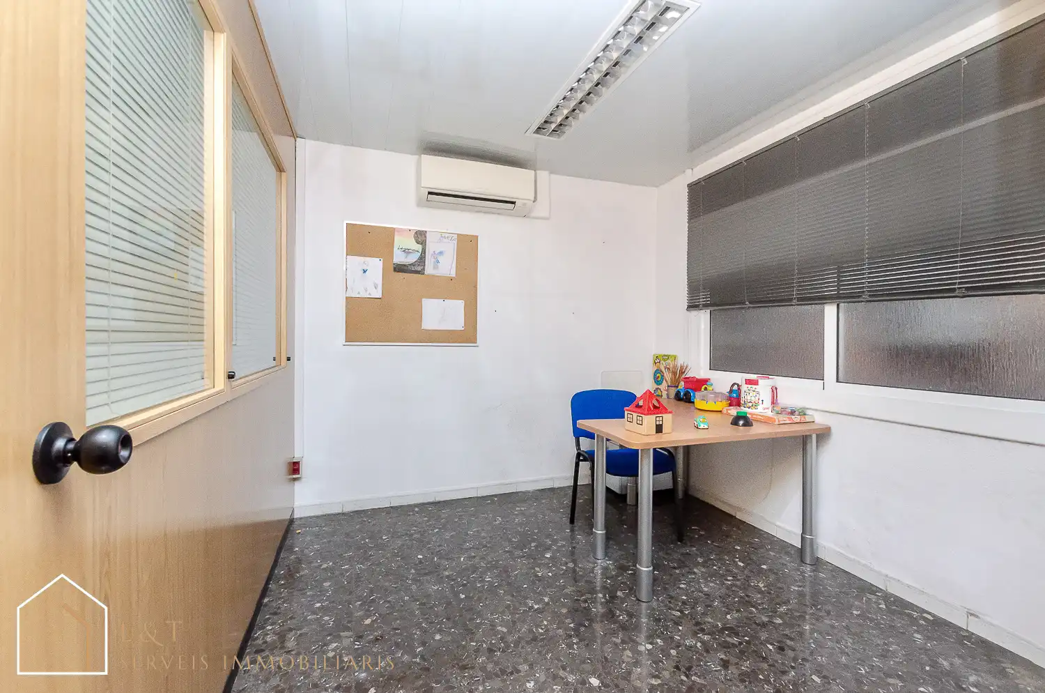 Office space with terrace for sale in Carrer d'Aragó, imagen 23