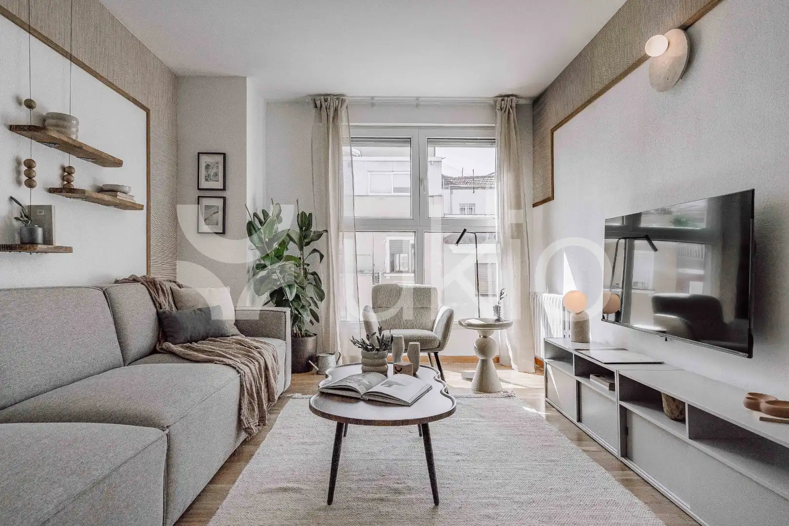 Sala de estar de Apartamento de alquiler en Madrid con Aire acondicionado, Calefacción y Amueblado