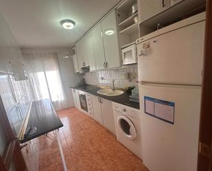 Kitchen of Flat to share in Cuenca Capital  with Terrace