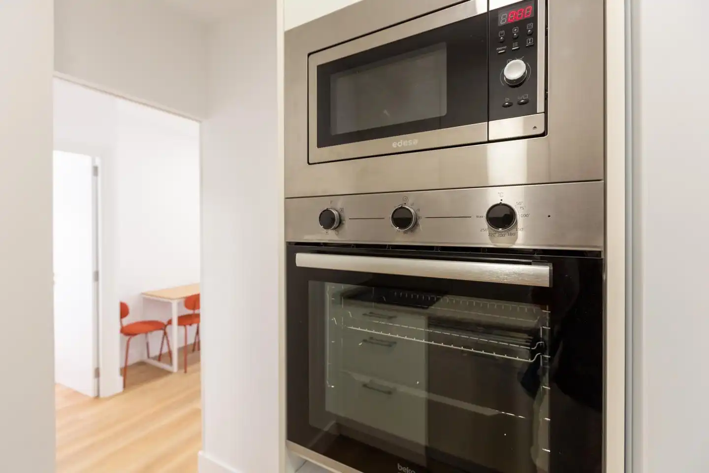 Cocina de Piso para compartir en A Coruña Capital  con Calefacción