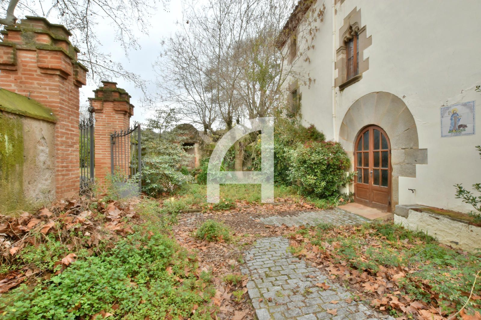 Jardí de Finca rústica en venda en Sant Antoni de Vilamajor amb Piscina