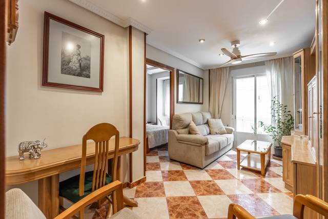 Piso en Venta en Calle Aldea del Fresno en Chopera