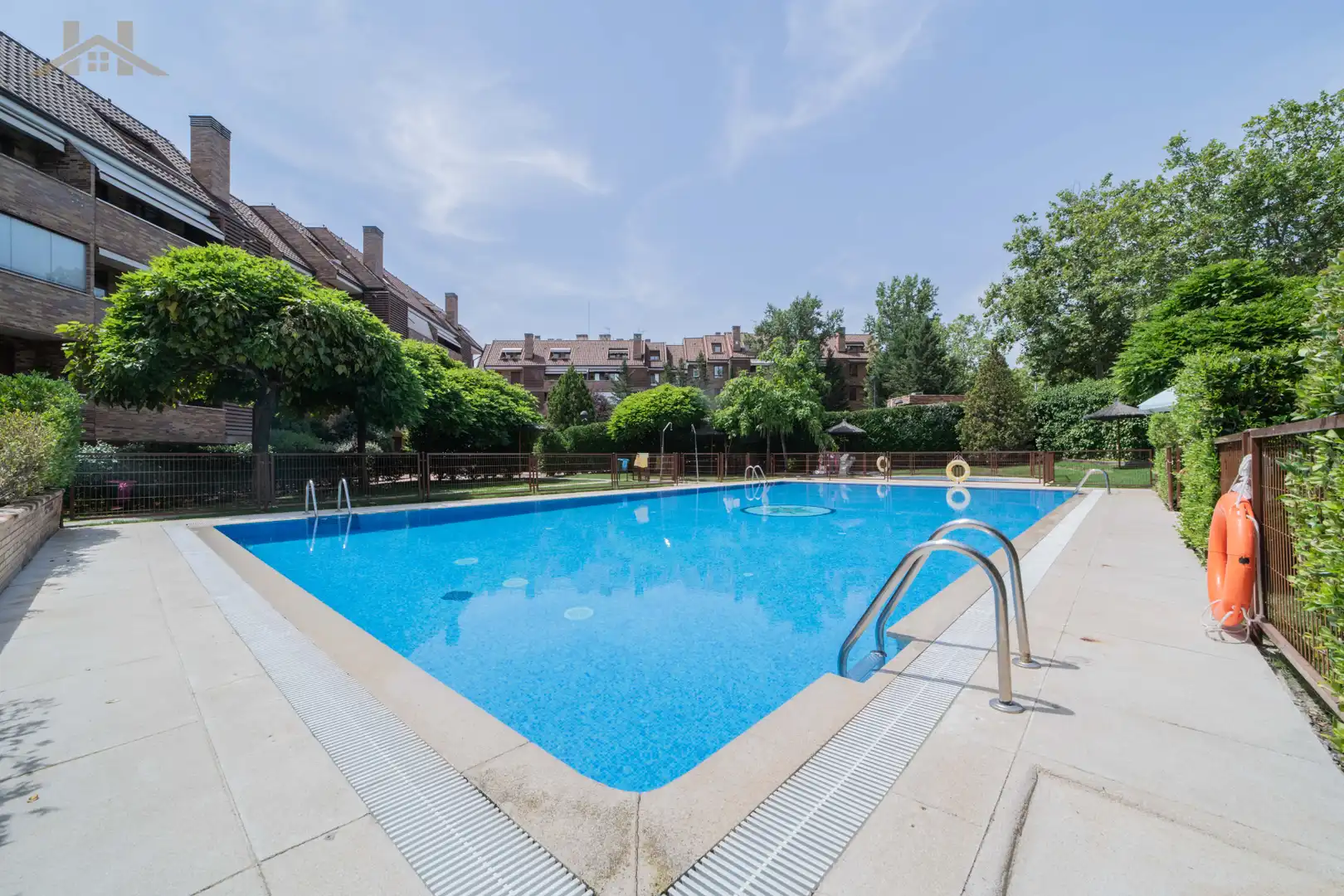 Piso con terraza en venta en Calle Enrique Granados, imagen 3