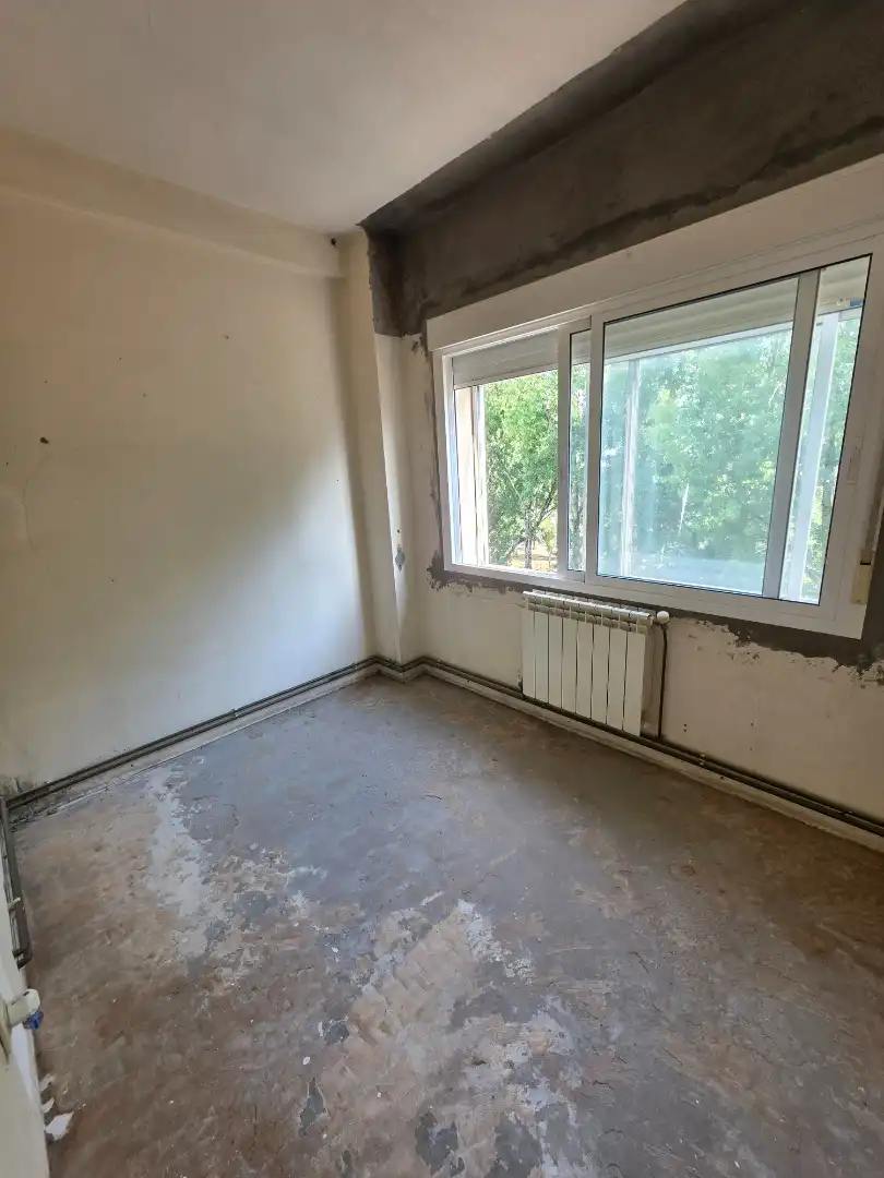 Schlafzimmer von Wohnung zum Verkauf in Ferrol mit Heizung und Ofen