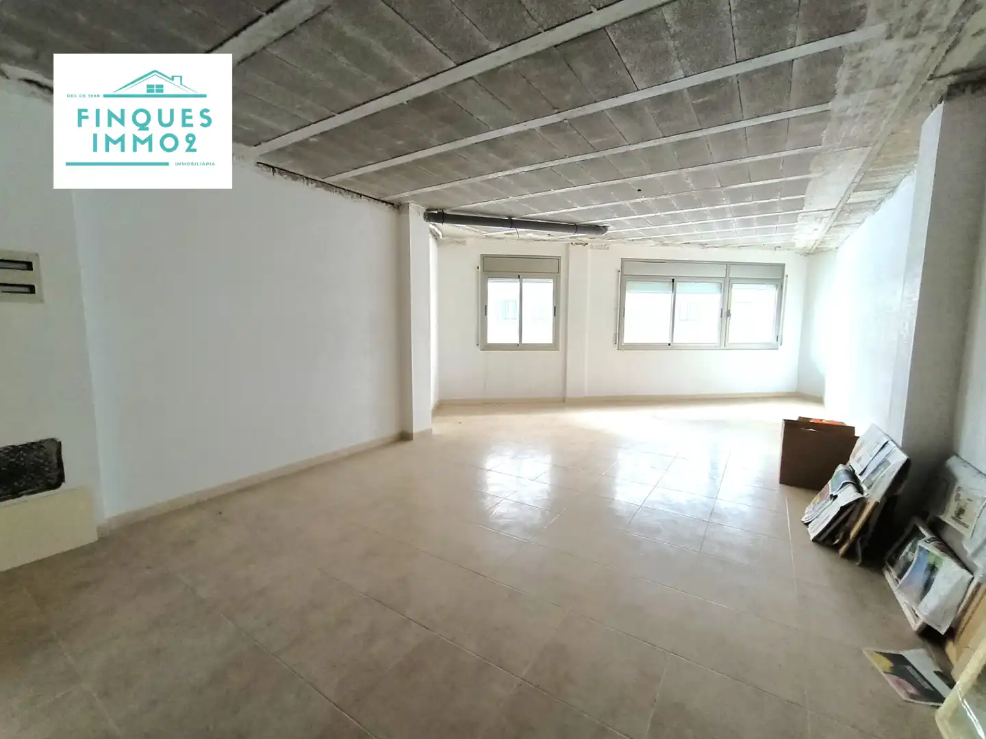 Business premises for sale in Avinguda dels Esports