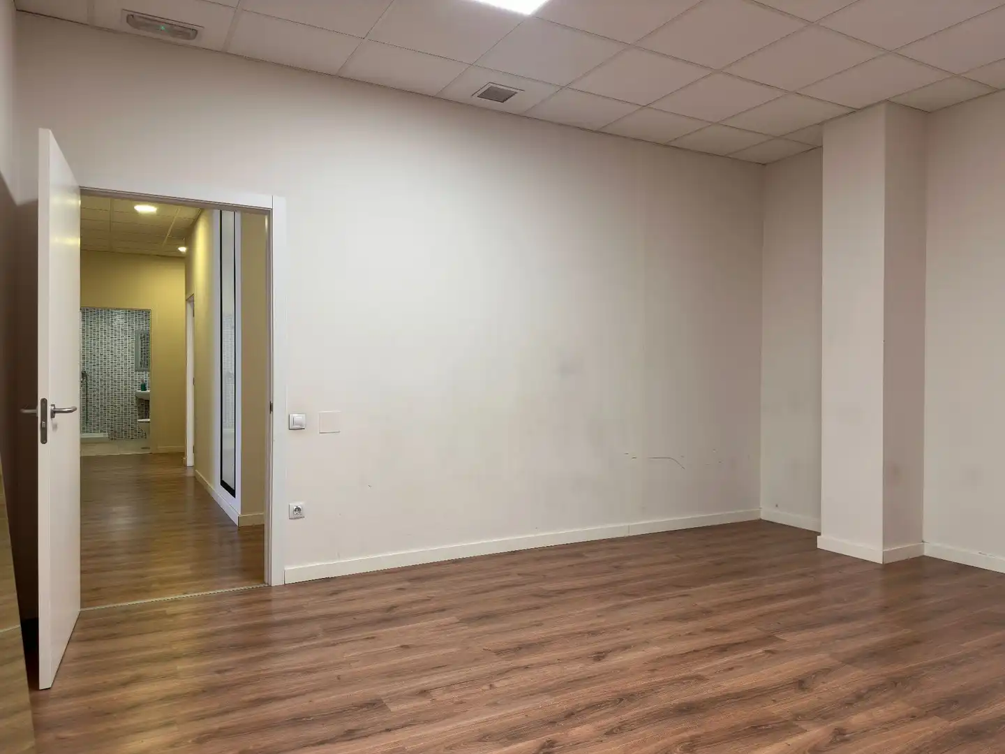 Commercial properties for rent in Ontinyent  with Air Conditioner