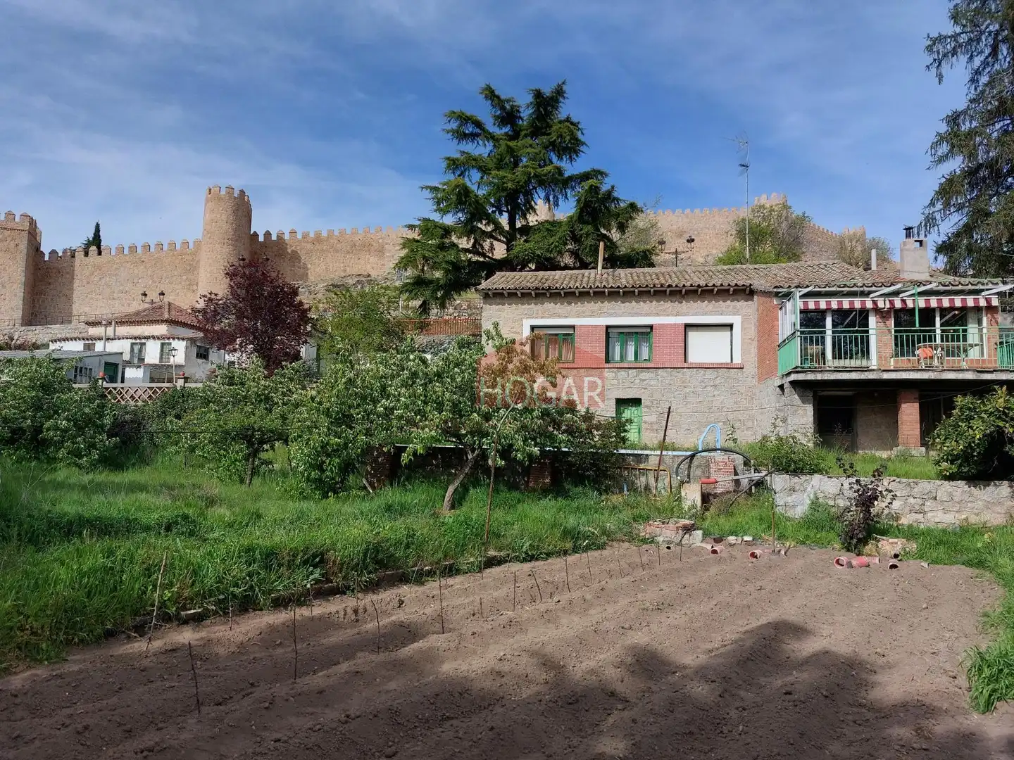 Vista exterior de Casa o chalet en venta en Ávila con Calefacción, Jardín privado y Terraza