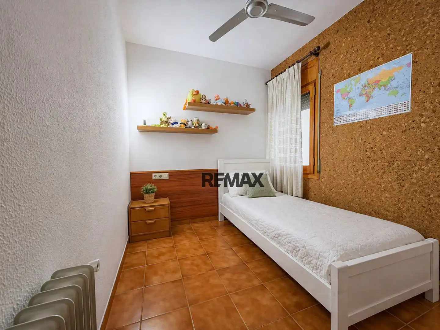 Schlafzimmer von Gebäude zum Verkauf in Roses