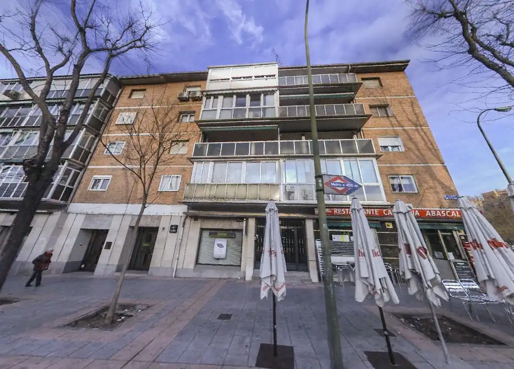Vista exterior de Local de lloguer en Madrid