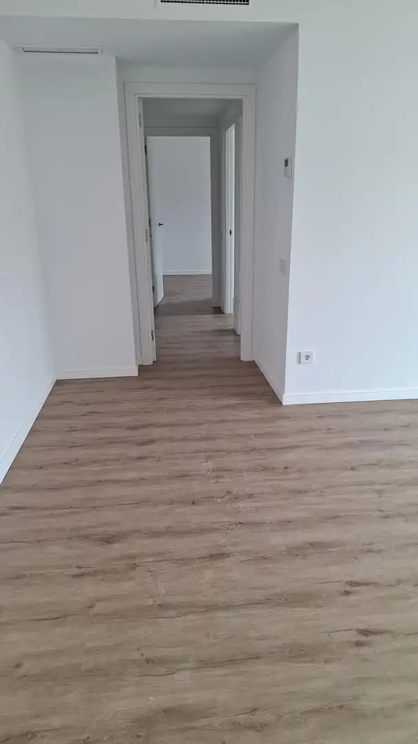Wohnung zur Miete in Santa Coloma de Gramenet mit Klimaanlage, Heizung und Parkett