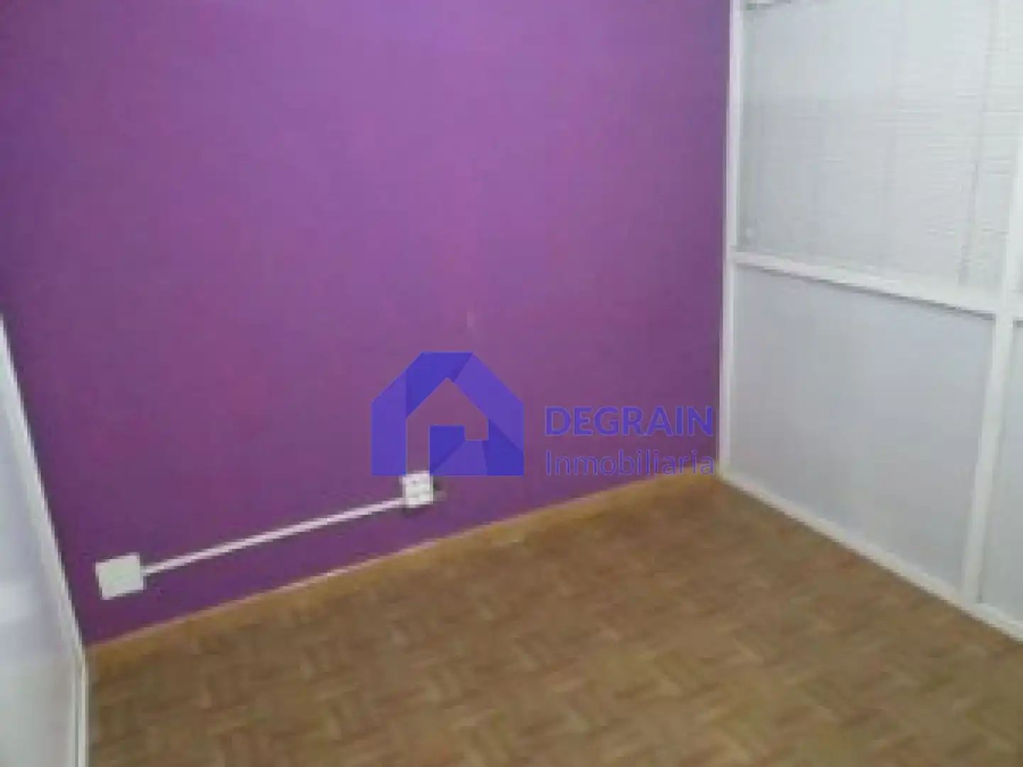 Schlafzimmer von Büro zur Miete in Oviedo 