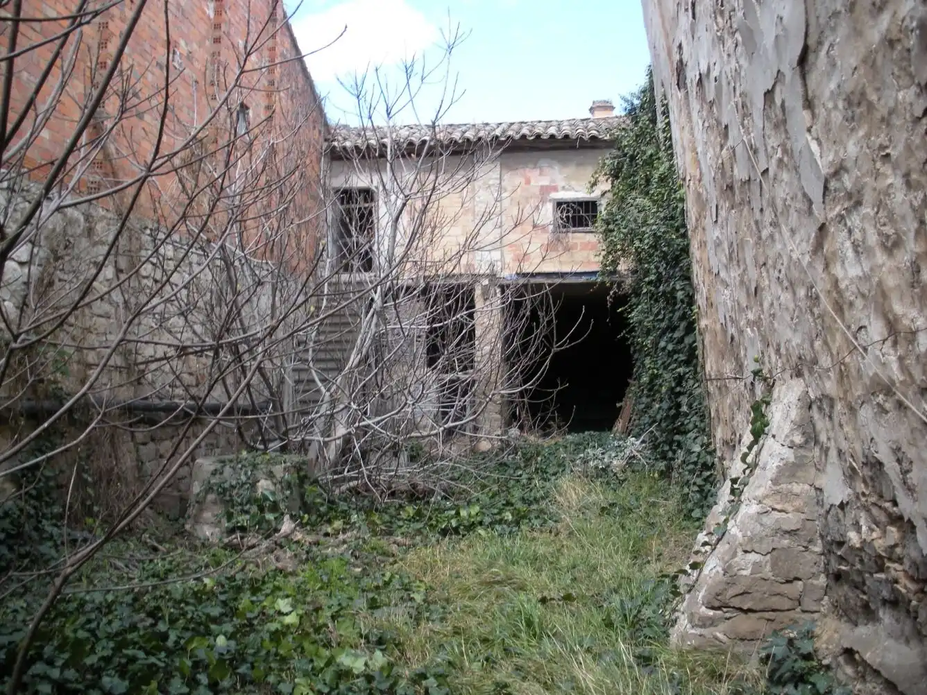 Vista exterior de Edificio en venta en Candasnos