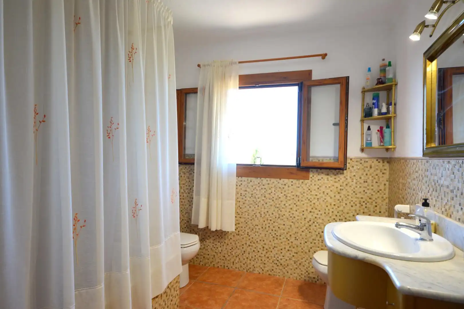 Bany de Casa o xalet en venda en Marratxí amb Aire condicionat, Calefacció i Jardí privat