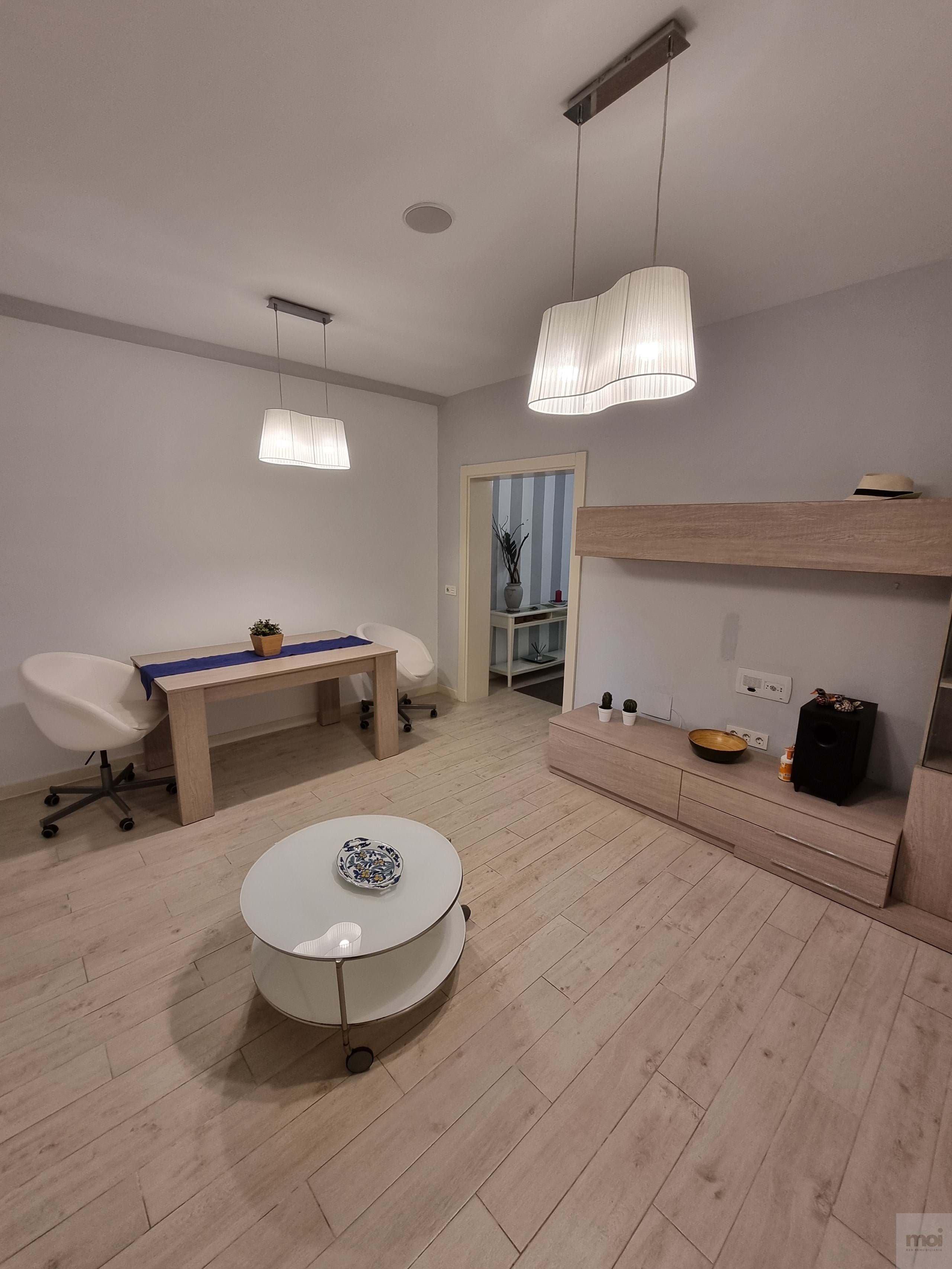 Sala d'estar de Pis en venda en Las Palmas de Gran Canaria amb Traster