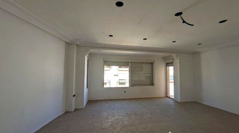 Foto 3 de Piso en venta en Calle Julio Burell, Linarejos, Linares