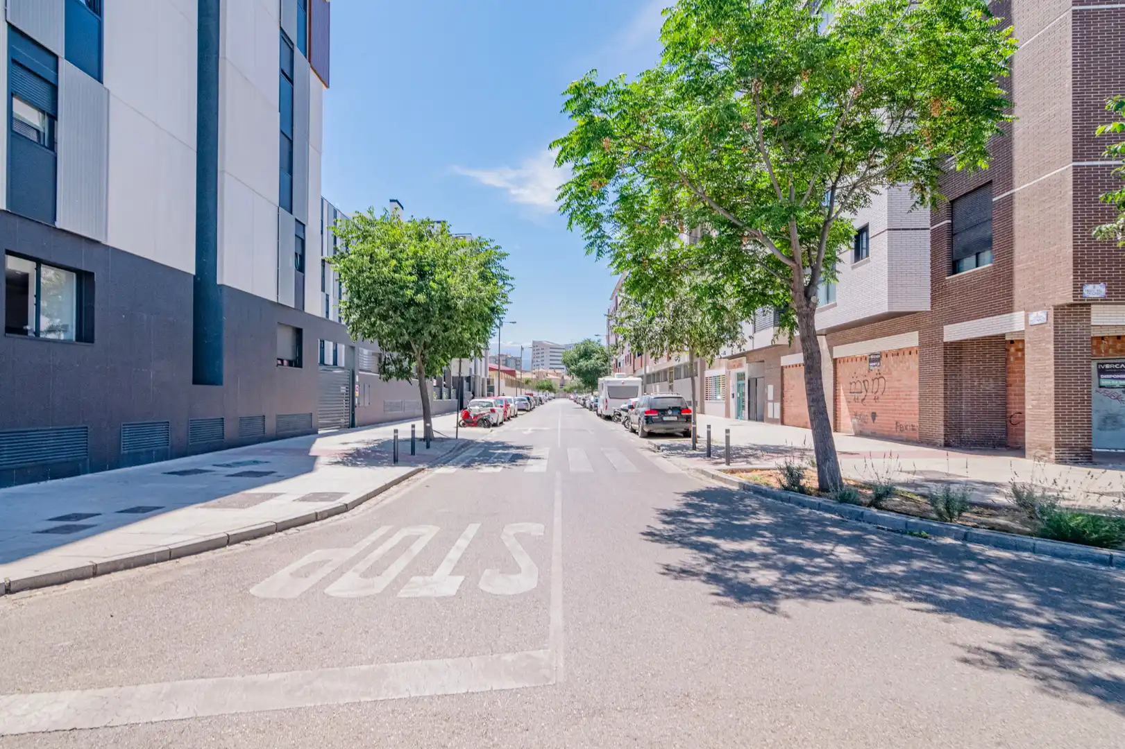 Außenansicht von Wohnung zum Verkauf in Armilla mit Balkon und Gemeinschaftspool