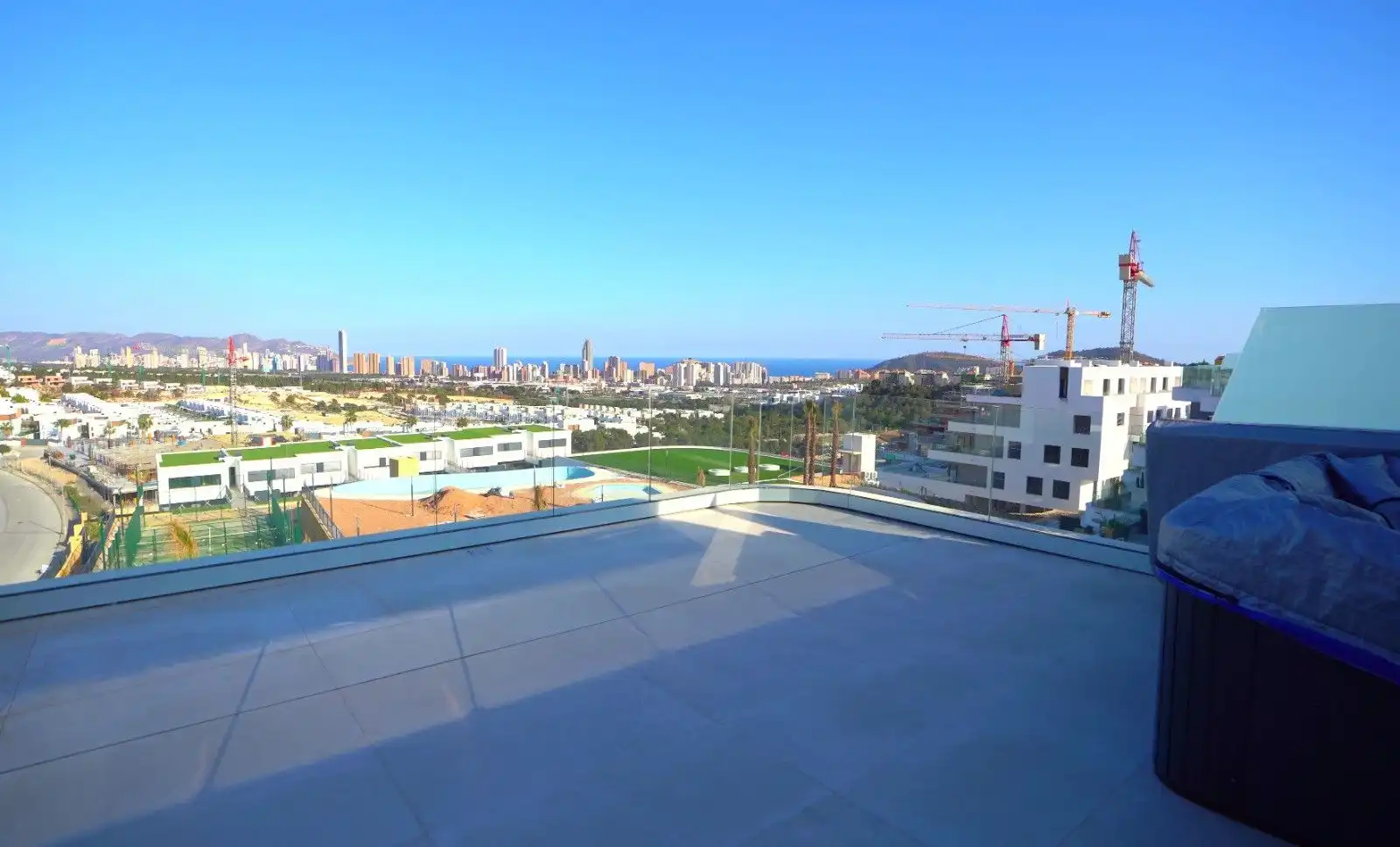 Apartament amb piscina en venda a Finestrat Pueblo