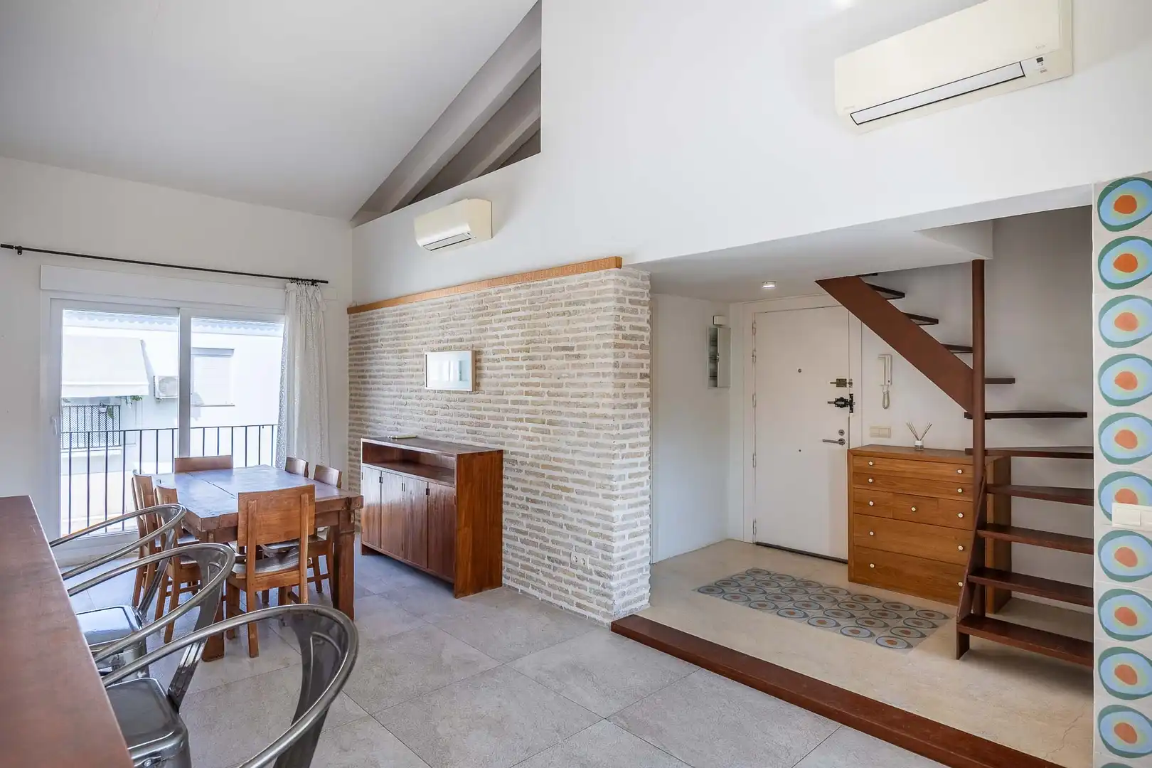 Duplexes for rent in Sevilla  with Air Conditioner, Heating and Terrace