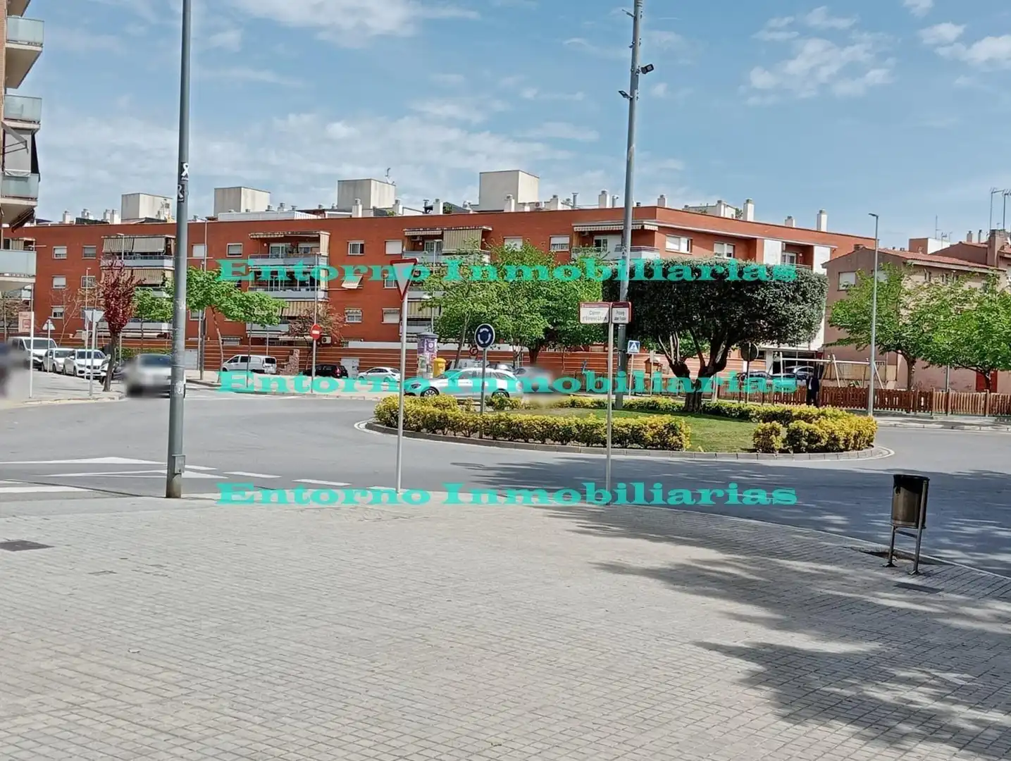 Vista exterior de Piso en venta en Polinyà con Aire acondicionado, Calefacción y Terraza