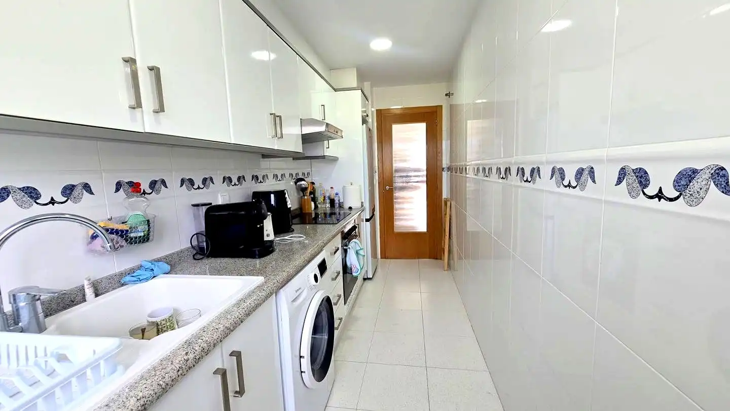 Cocina de Apartamento de alquiler en Gandia con Aire acondicionado, Calefacción y Terraza