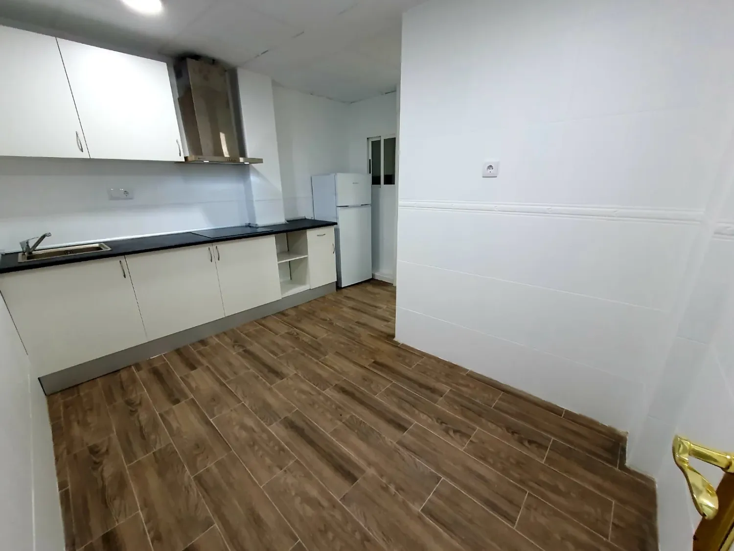 Cuina de Pis en venda en  Murcia Capital amb Rentadora i Balcó