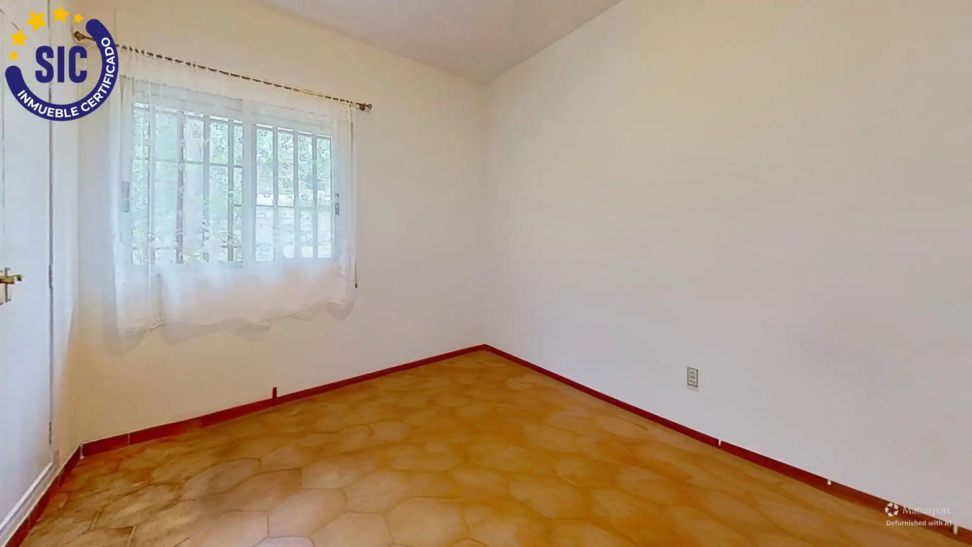 Casa o xalet en venda en Chiva amb Jardí privat, Terrassa i Traster