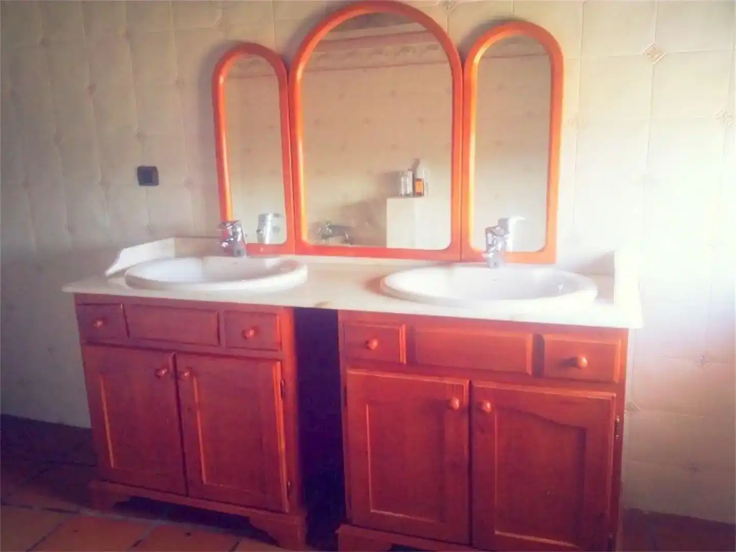 Baño de Piso en venta en La Puebla de Valverde con Trastero y Piscina comunitaria