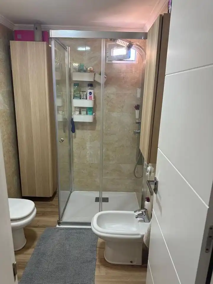 Baño de Piso en venta en Melilla con Aire acondicionado