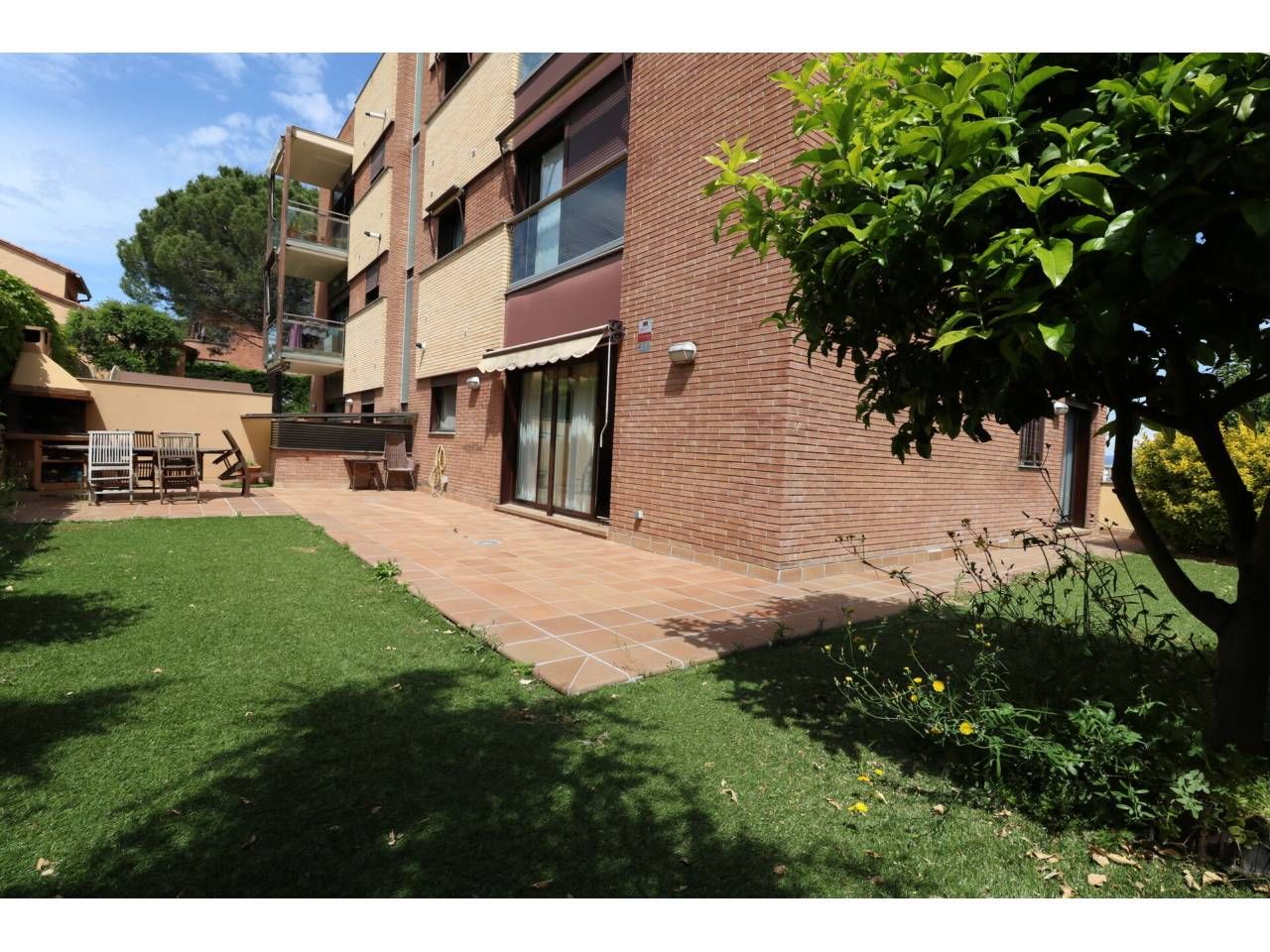 Garden of Flat for sale in Cerdanyola del Vallès  with Air Conditioner, Heating and Private garden