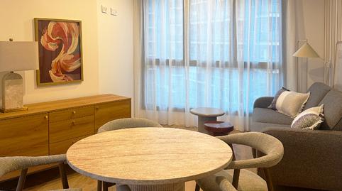 Foto 4 de Dúplex de lloguer a Calle de la Infanta Mercedes, Castillejos - Cuzco, Madrid