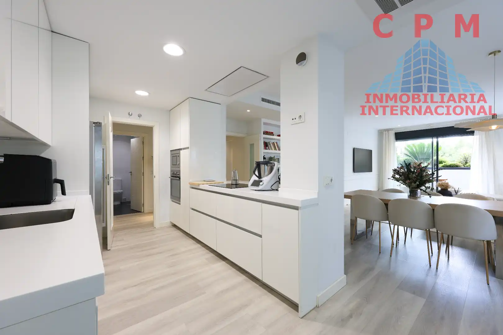 Flat with pool to rent in Encinar de los Reyes, imagen 12