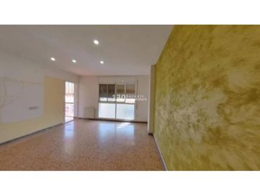 Wohnung mit Aufzug zum Verkauf in Calle Barcelona