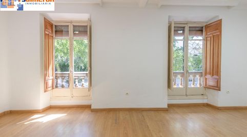 Foto 3 de Piso en venta en Calle Gran Via de Colon, Centro - Sagrario, Granada Capital