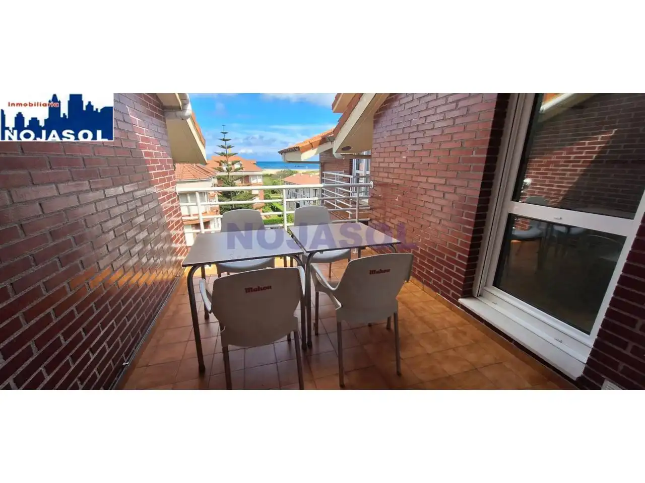 Terraza de Apartamento de alquiler en Noja con Calefacción, Terraza y Amueblado