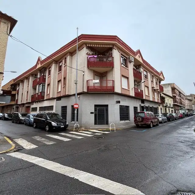 Local comercial en venta en Avenida de Valdepeñas, imagen 2