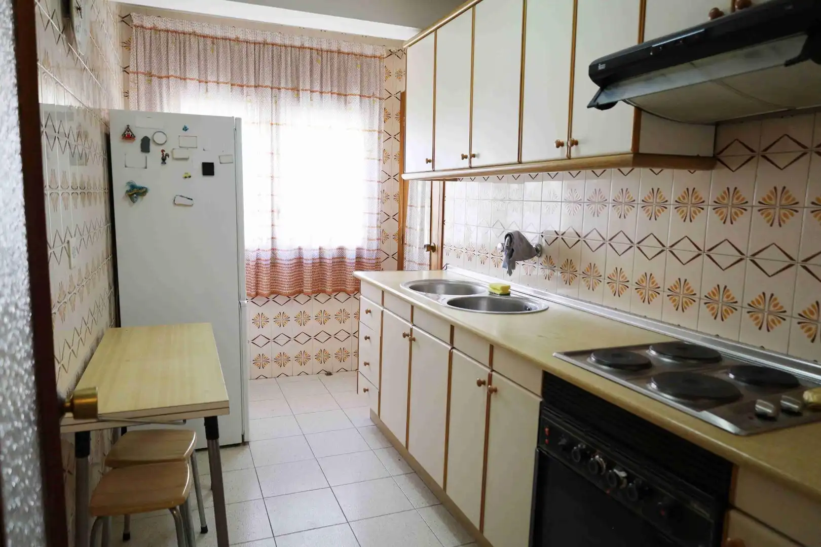 Cocina de Piso en venta en Alcañiz con Terraza y Balcón