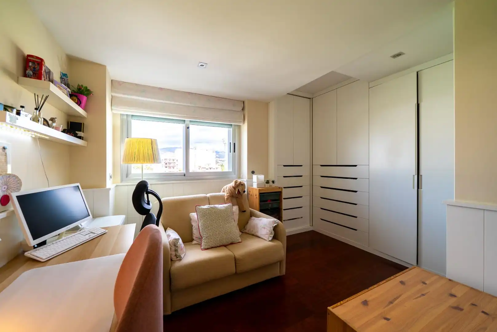 Habitación de Apartamento en venta en Villajoyosa / La Vila Joiosa con Aire acondicionado, Trastero y Amueblado