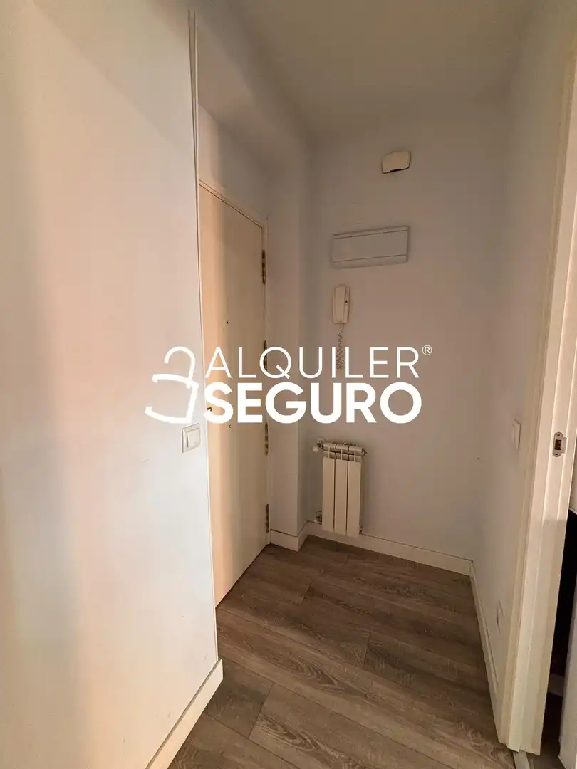 Schlafzimmer von Wohnung zur Miete in Madrid mit Heizung und Terrasse