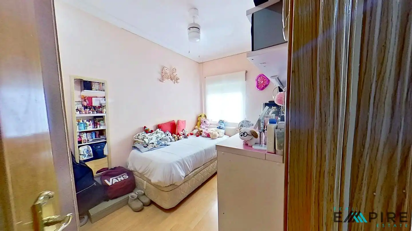 Habitación de Piso en venta en Parla con Aire acondicionado, Calefacción y Terraza