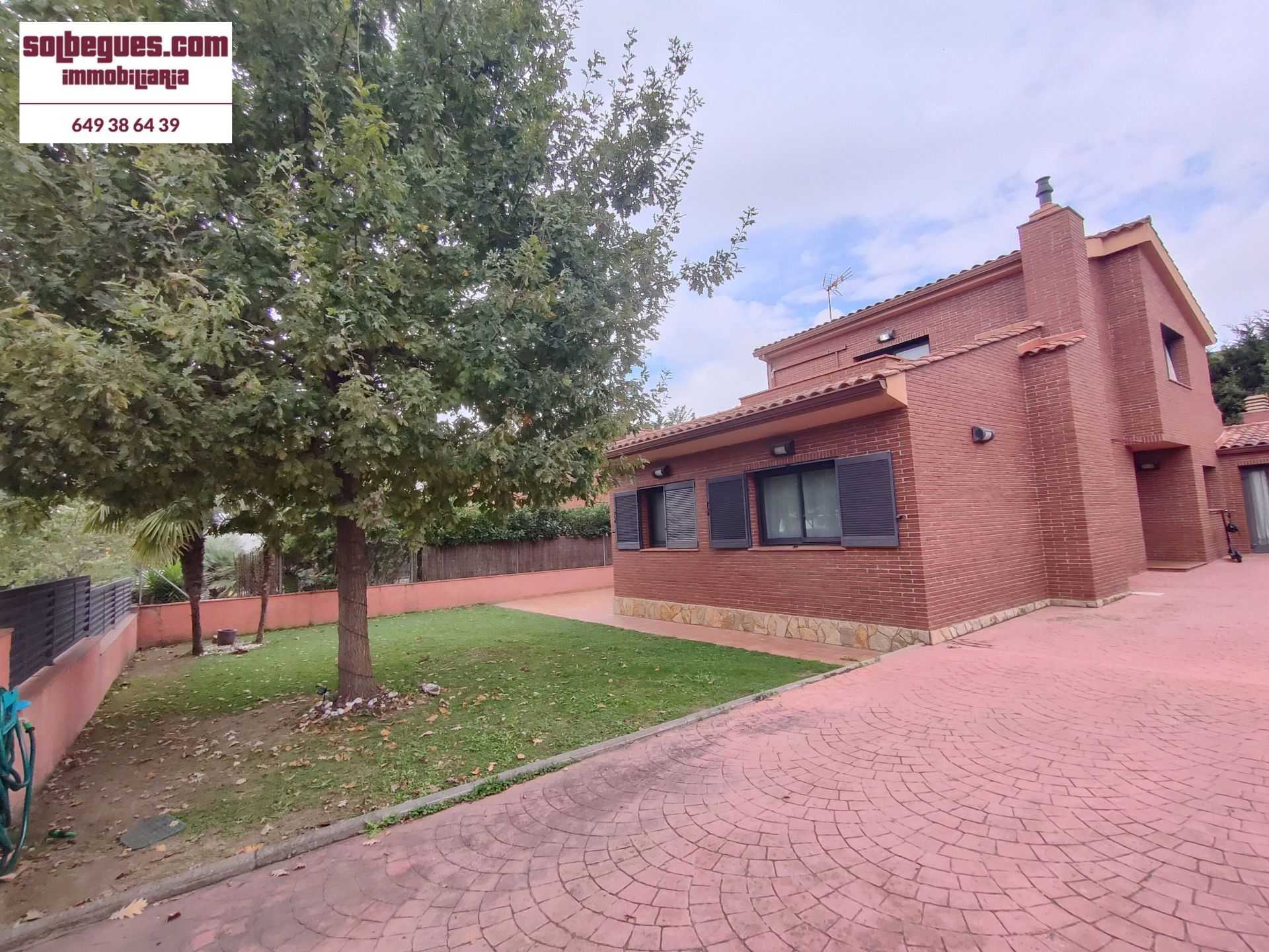 Vista exterior de Casa o chalet en venta en Begues con Aire acondicionado, Calefacción y Jardín privado