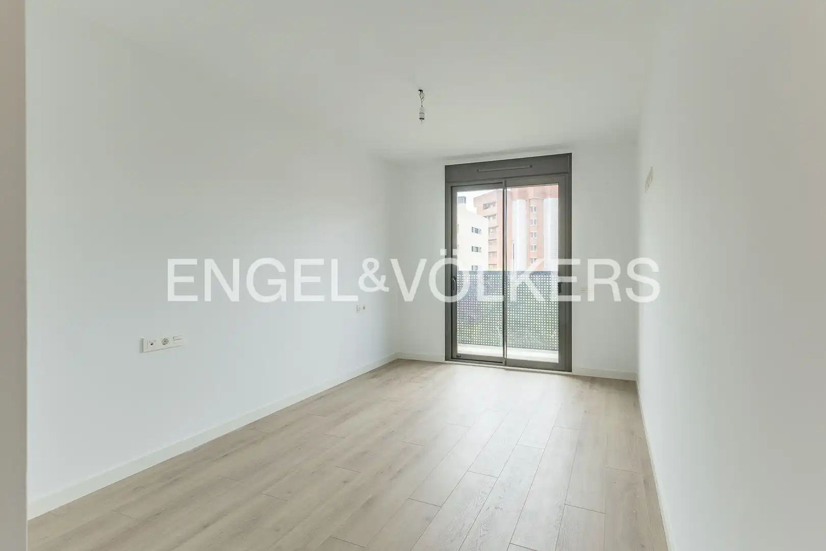 Bedroom of Flat for rent in Esplugues de Llobregat  with Air Conditioner, Heating and Parquet flooring
