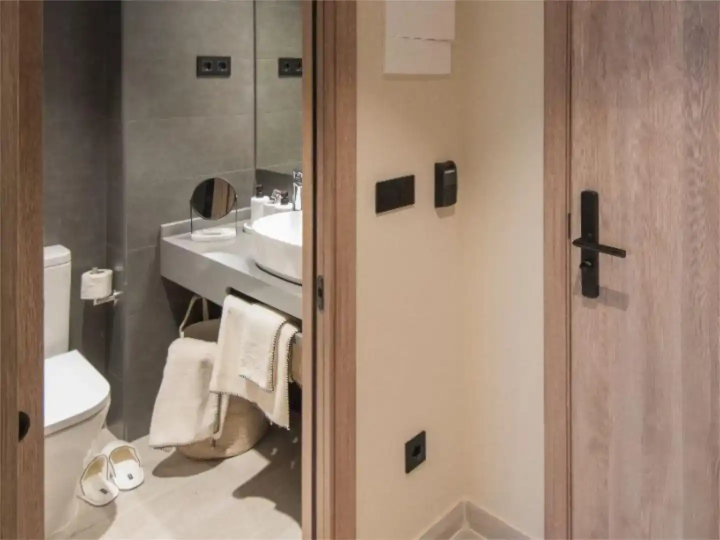 Badezimmer von Wohnung zur Miete in  Madrid Capital mit Klimaanlage und Schwimmbad