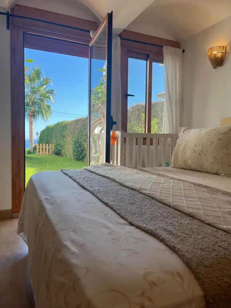 Dormitori de Casa adosada en venda en Estepona Pueblo