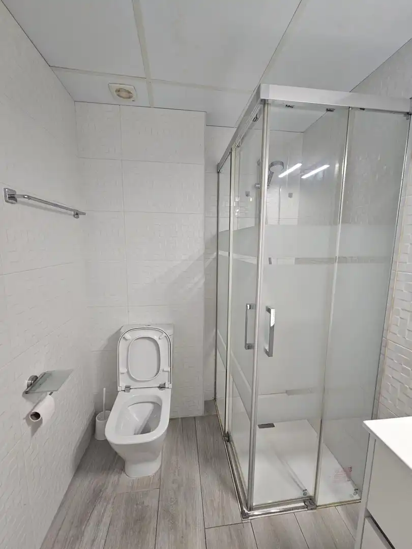 Badezimmer von Wohnungen zum Verkauf in L'Ametlla de Mar  mit Terrasse, Möbliert und Balkon
