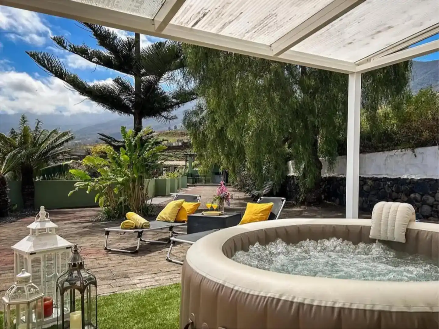 Terraza de Casa o chalet de alquiler en Breña Alta con Jardín privado, Amueblado y Balcón