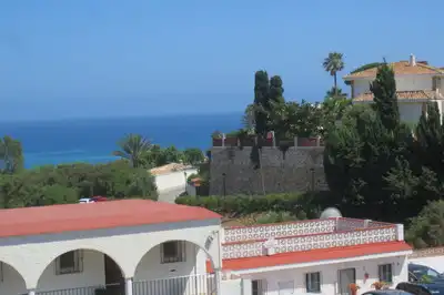 Vista exterior de Casa adosada en venda en Mijas amb Terrassa, Piscina i Moblat