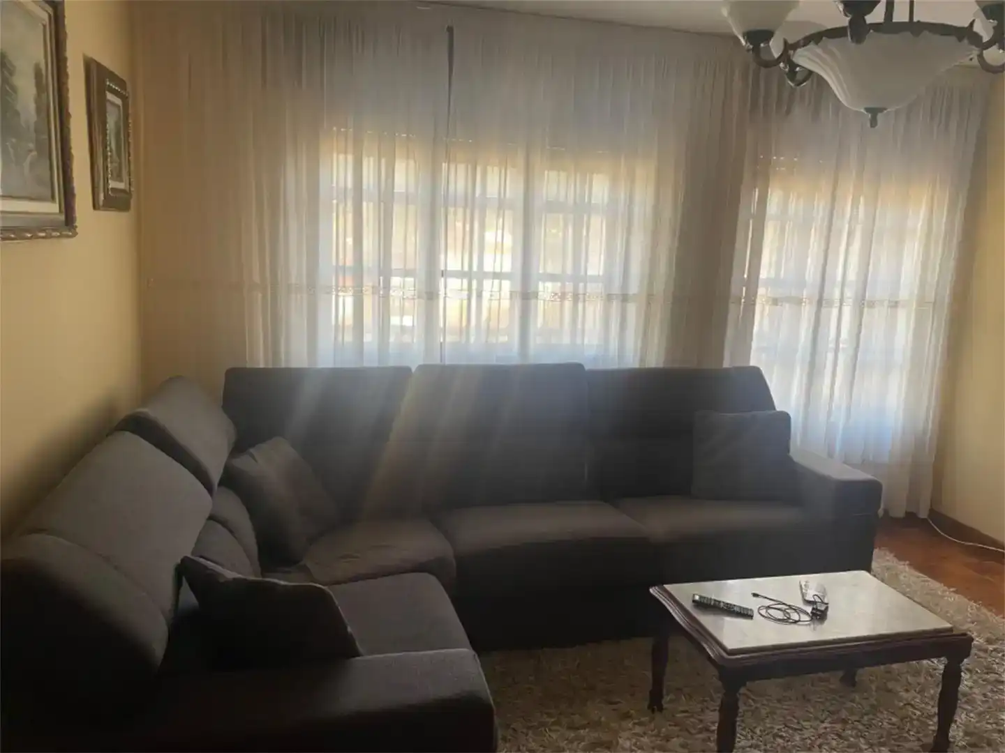 Sala de estar de Piso en venta en Outes con Balcón