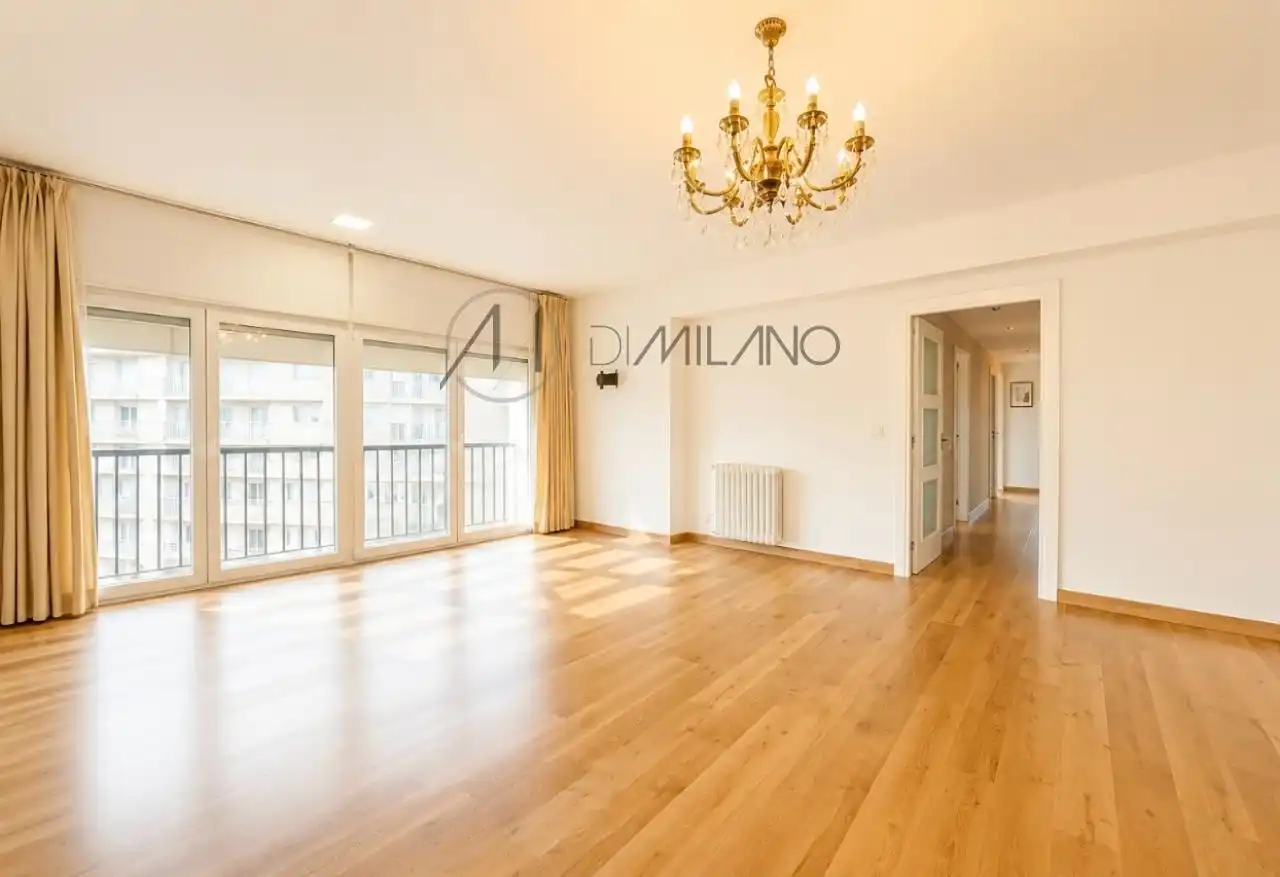 Sala de estar de Piso en venta en Pontevedra Capital  con Calefacción, Trastero y Balcón