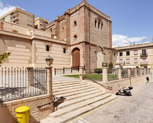 Vista exterior de Àtic en venda en Motril amb Calefacció, Parquet i Terrassa